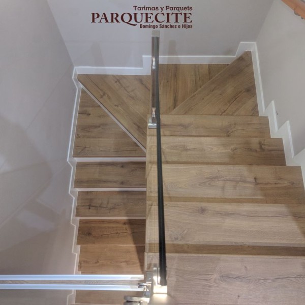 instaladores-de-escaleras-a-7MAY18-4