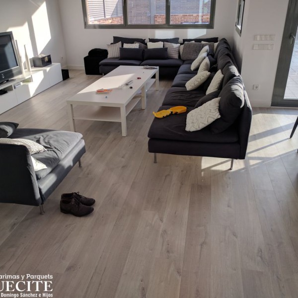 instaladores-de-tarimas-laminadas-23MAR18-6