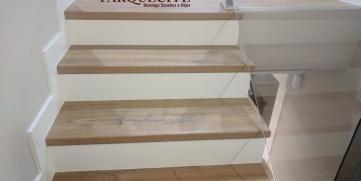 ¿Cómo se reviste una escalera de forma profesional?